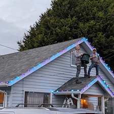 christmas-lights-in-lincoln-city-or 1